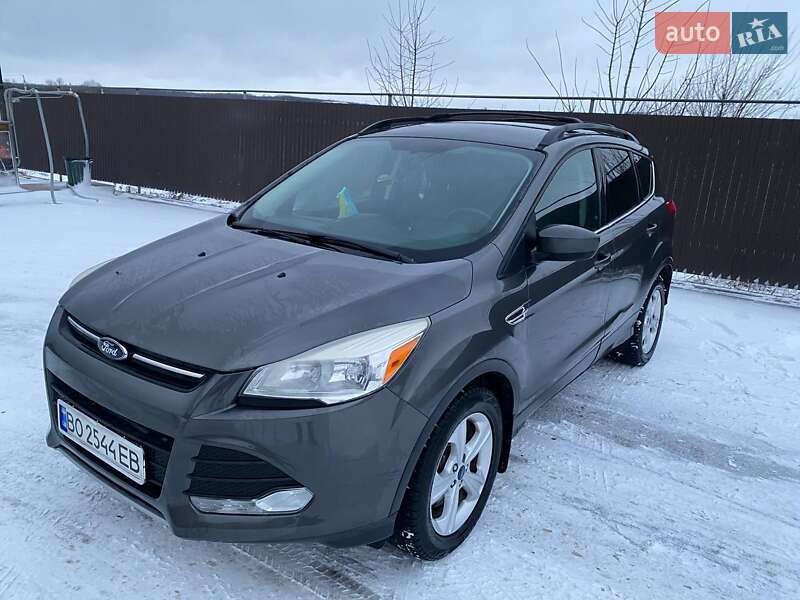 Позашляховик / Кросовер Ford Escape 2015 в Копичинці