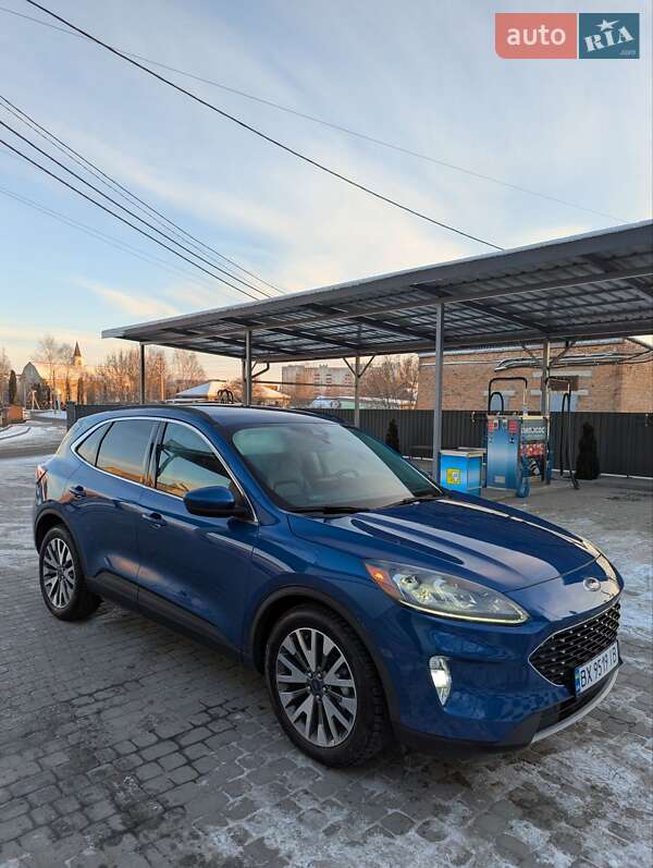 Внедорожник / Кроссовер Ford Escape 2022 в Хмельницком
