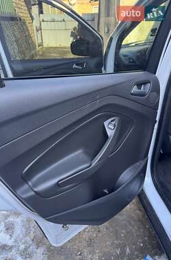 Внедорожник / Кроссовер Ford Escape 2014 в Ужгороде