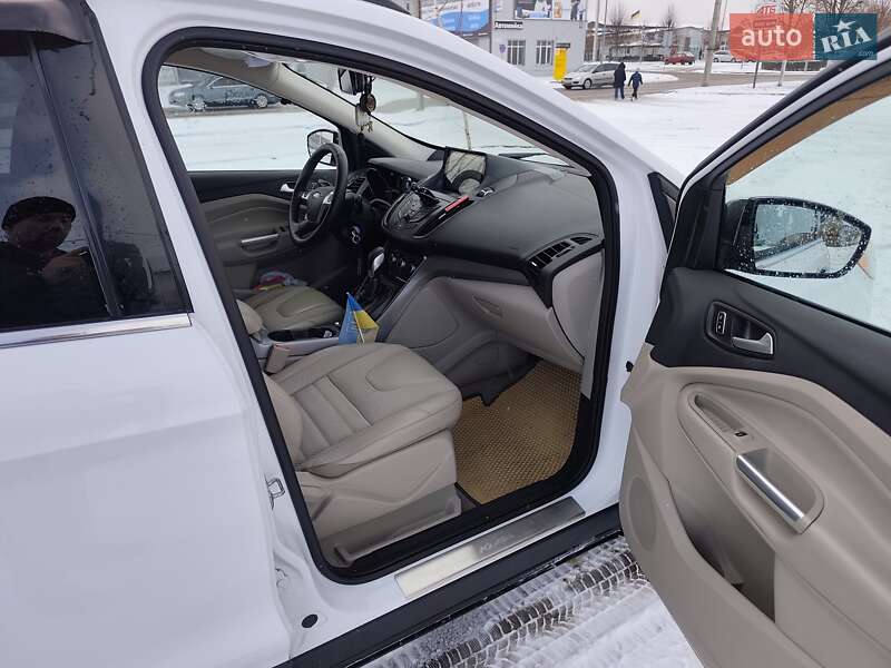 Внедорожник / Кроссовер Ford Escape 2016 в Буче фото 8 Внедорожник / Кроссовер Ford Escape 2016 в Буче