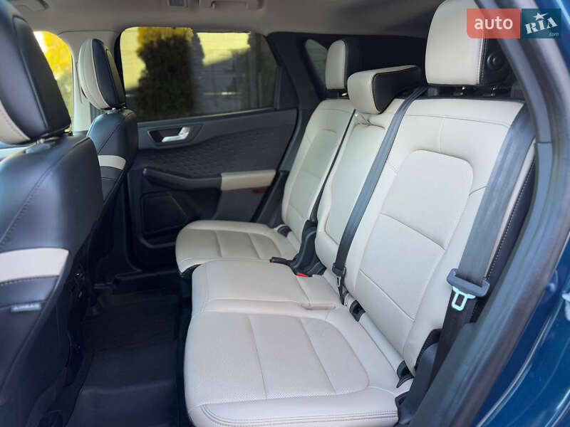 Внедорожник / Кроссовер Ford Escape 2019 в Летичеве