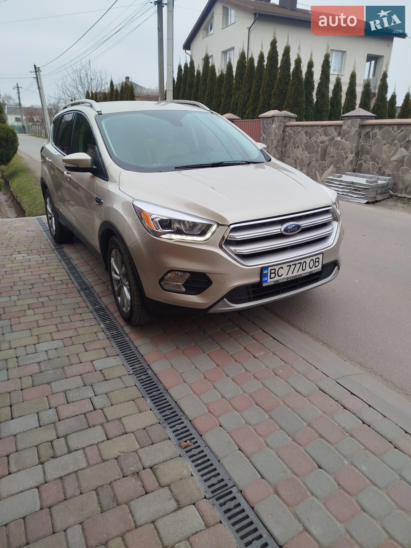 2016 Ford Escape - мініатюра 2