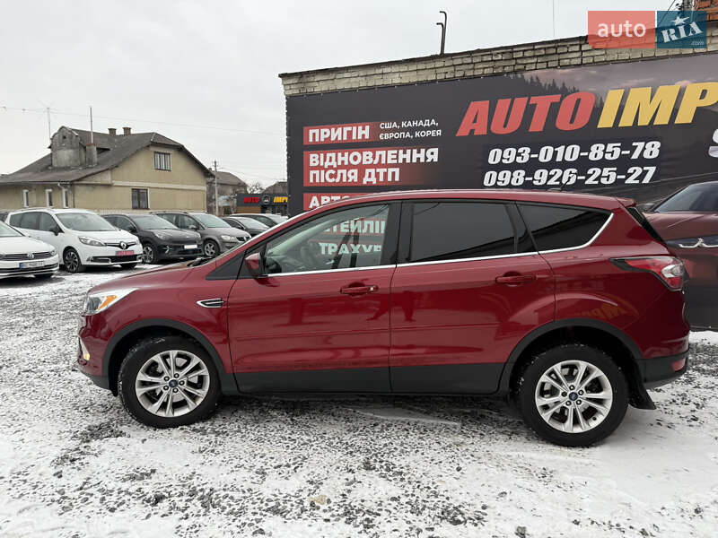 Внедорожник / Кроссовер Ford Escape 2016 в Стрые