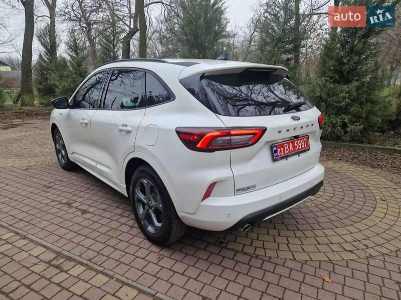Позашляховик / Кросовер Ford Escape 2023 в Запоріжжі