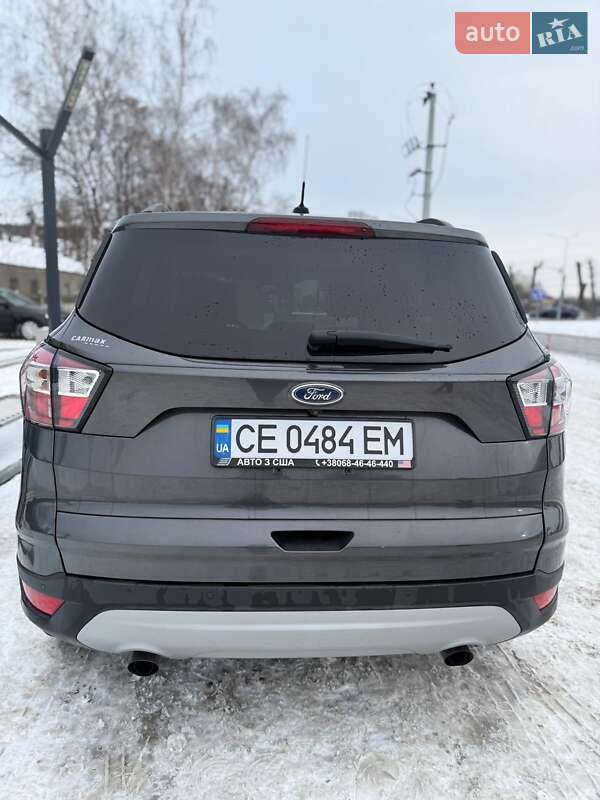 Внедорожник / Кроссовер Ford Escape 2017 в Киеве