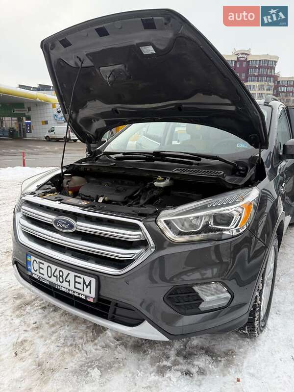 Внедорожник / Кроссовер Ford Escape 2017 в Киеве