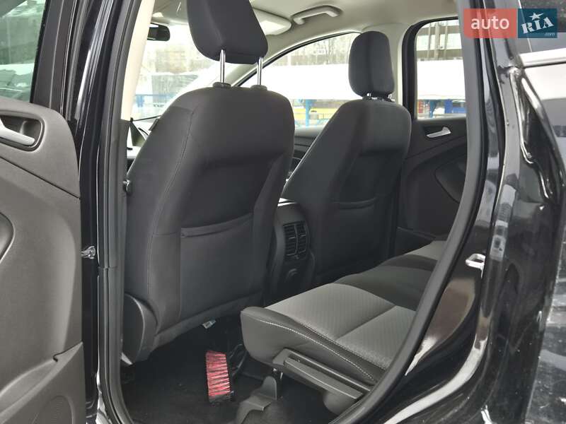 Внедорожник / Кроссовер Ford Escape 2018 в Киеве