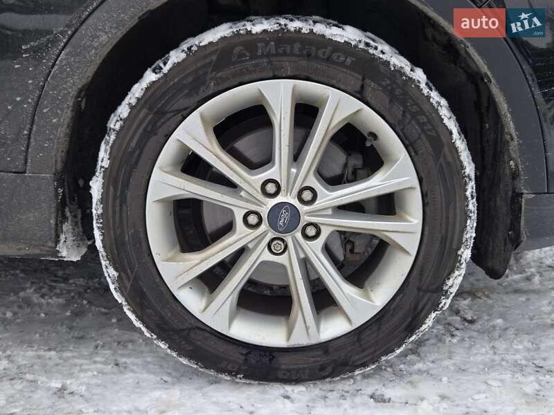 Внедорожник / Кроссовер Ford Escape 2018 в Киеве