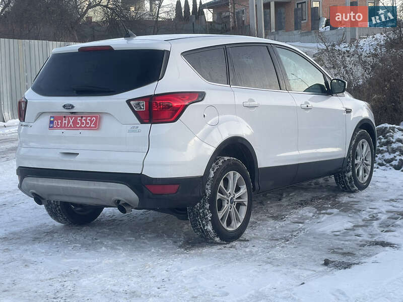 Внедорожник / Кроссовер Ford Escape 2019 в Львове фото 7 Внедорожник / Кроссовер Ford Escape 2019 в Львове