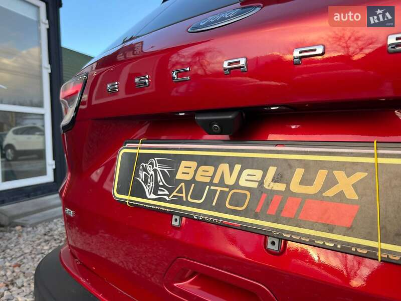 Позашляховик / Кросовер Ford Escape 2020 в Коломиї