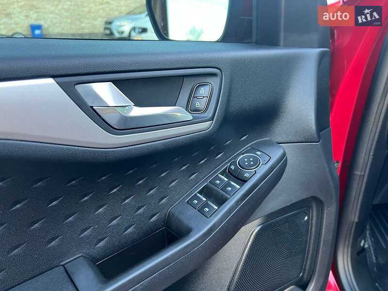 Позашляховик / Кросовер Ford Escape 2020 в Коломиї