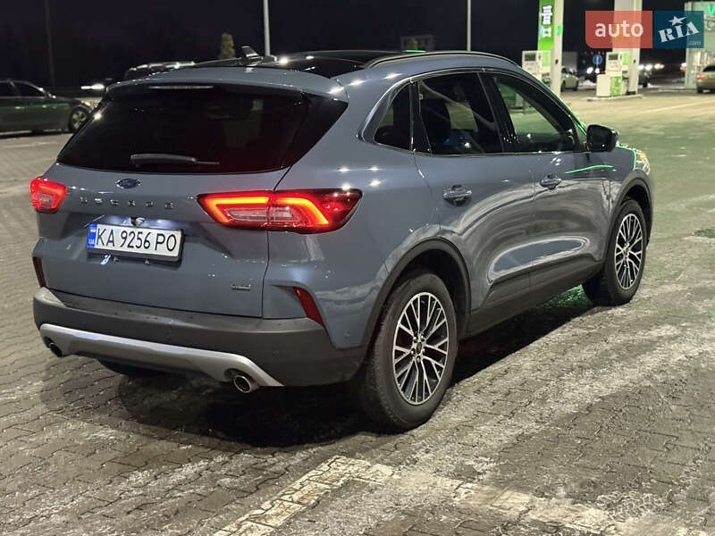 Внедорожник / Кроссовер Ford Escape 2023 в Киеве
