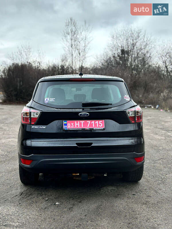 Позашляховик / Кросовер Ford Escape 2017 в Києві