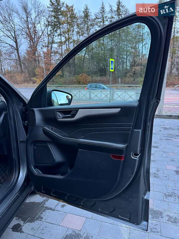 Внедорожник / Кроссовер Ford Escape 2021 в Тернополе