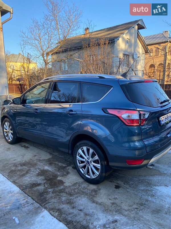 Позашляховик / Кросовер Ford Escape 2018 в Івано-Франківську