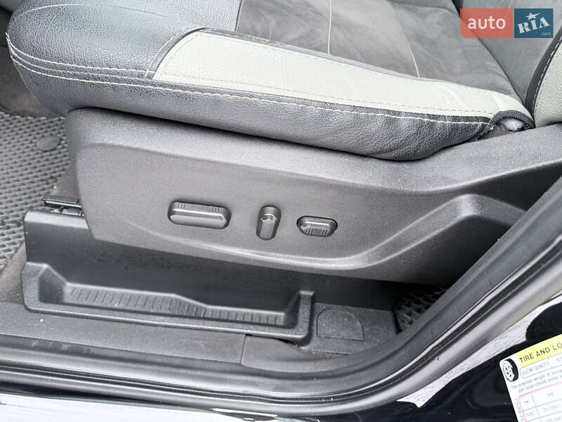 Позашляховик / Кросовер Ford Escape 2017 в Харкові