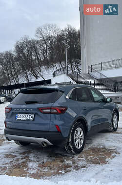 Внедорожник / Кроссовер Ford Escape 2023 в Киеве