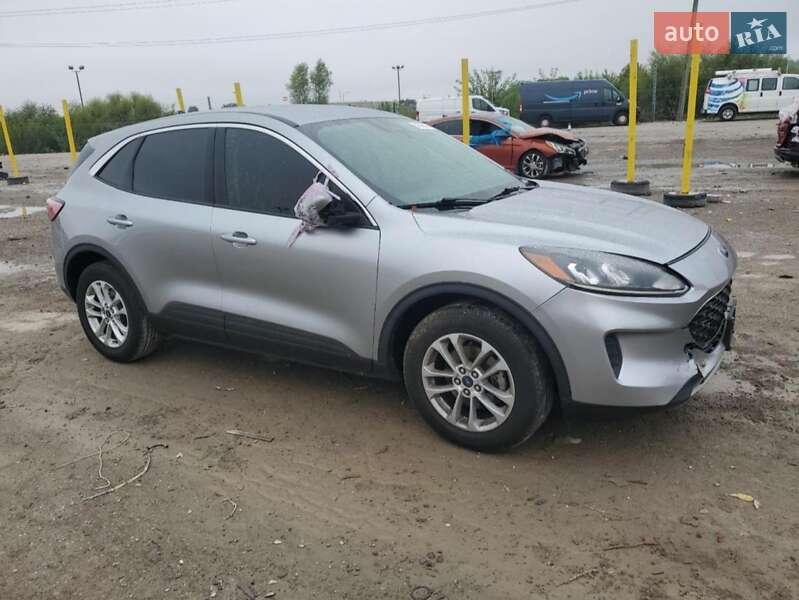 Позашляховик / Кросовер Ford Escape 2021 в Львові