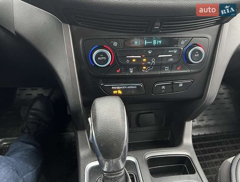 Внедорожник / Кроссовер Ford Escape 2018 в Одессе