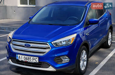 Внедорожник / Кроссовер Ford Escape 2018 в Вышгороде