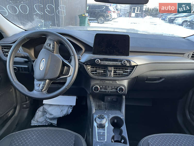 Позашляховик / Кросовер Ford Escape 2023 в Львові