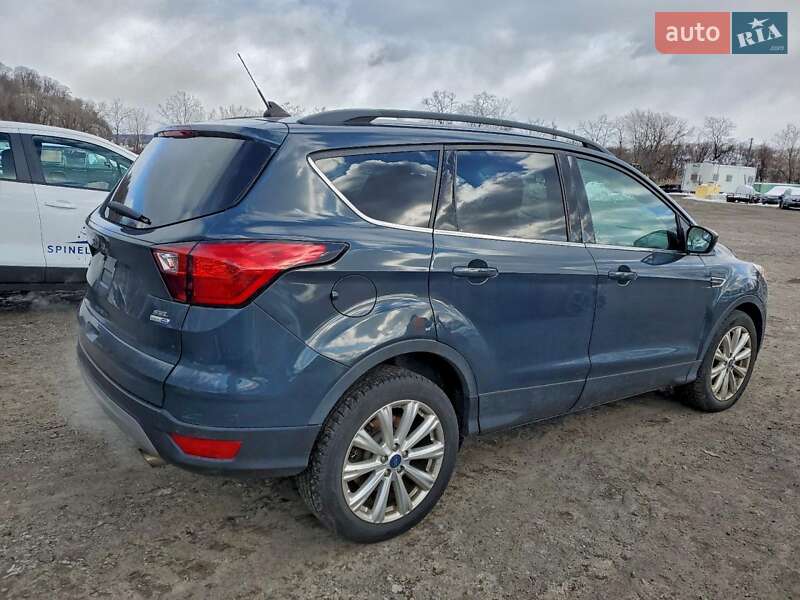 Внедорожник / Кроссовер Ford Escape 2019 в Киеве