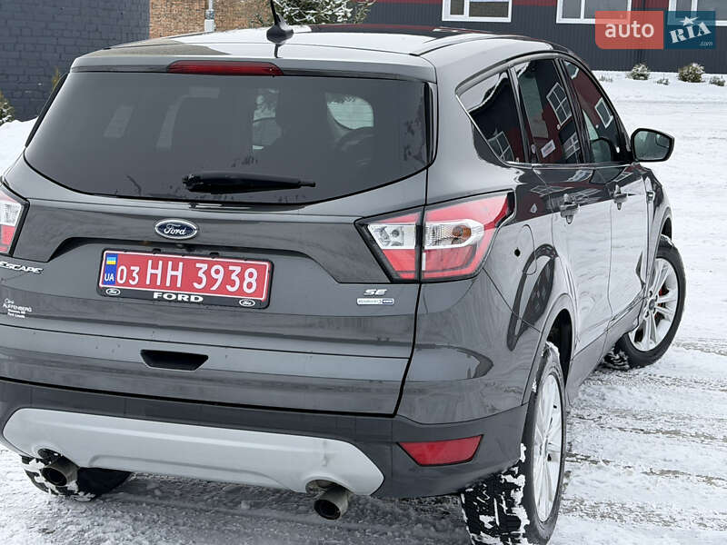 Внедорожник / Кроссовер Ford Escape 2018 в Дубно