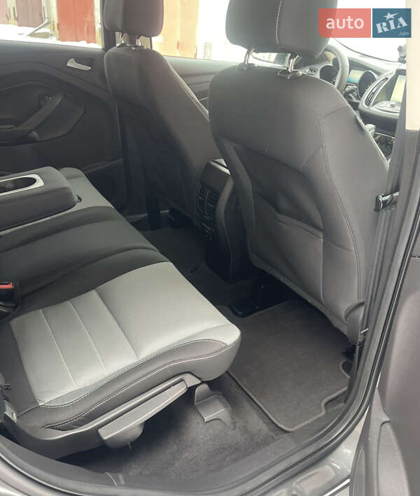 Внедорожник / Кроссовер Ford Escape 2015 в Тернополе