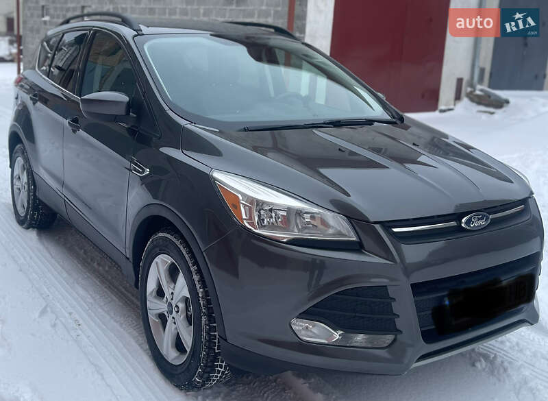 Внедорожник / Кроссовер Ford Escape 2015 в Тернополе