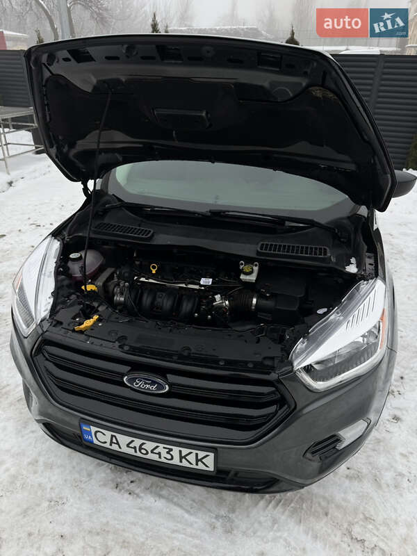 Позашляховик / Кросовер Ford Escape 2019 в Черкасах