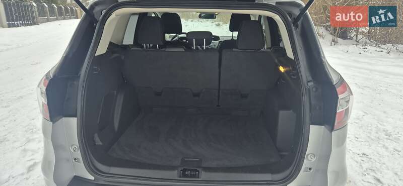 Внедорожник / Кроссовер Ford Escape 2017 в Дубно