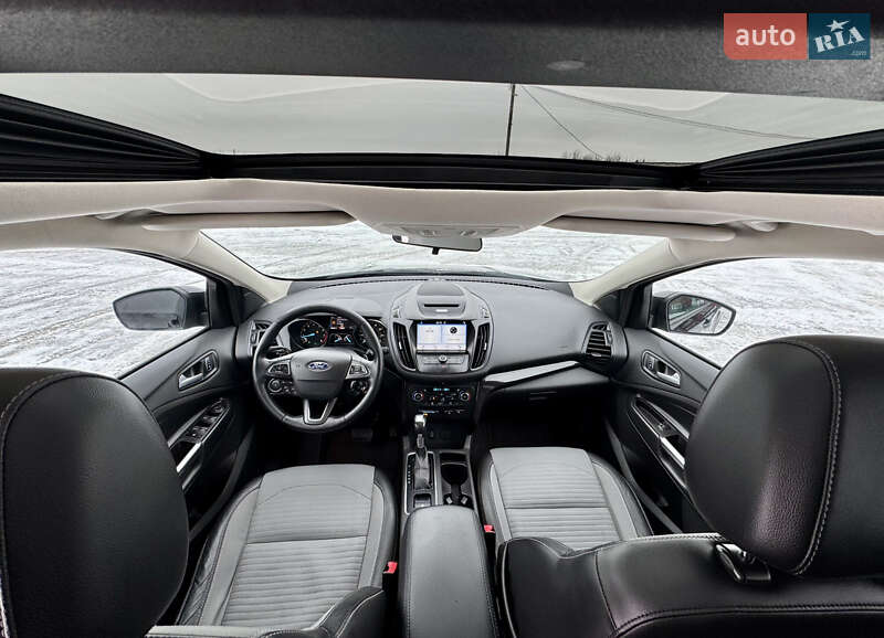 Позашляховик / Кросовер Ford Escape 2017 в Дубні