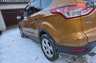 Внедорожник / Кроссовер Ford Escape 2015 в Долине