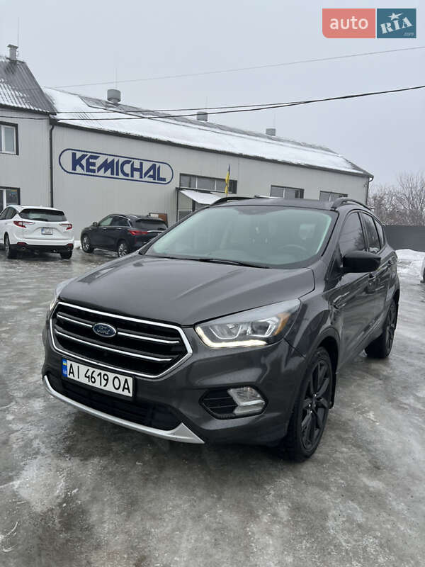 Внедорожник / Кроссовер Ford Escape 2018 в Белой Церкви