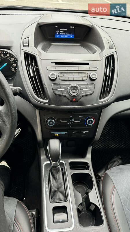 Внедорожник / Кроссовер Ford Escape 2018 в Киеве фото 8 Внедорожник / Кроссовер Ford Escape 2018 в Киеве