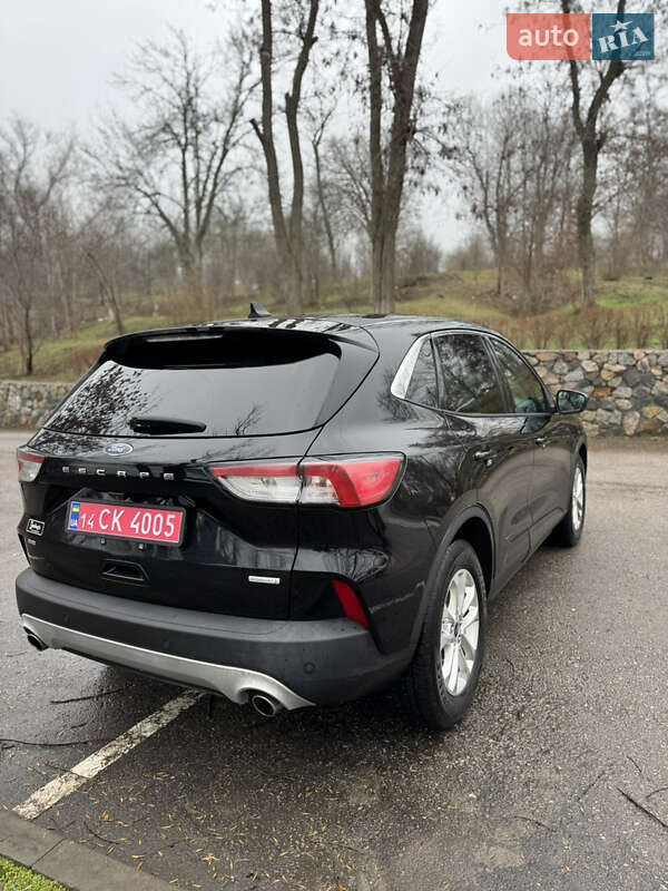 Внедорожник / Кроссовер Ford Escape 2020 в Кропивницком