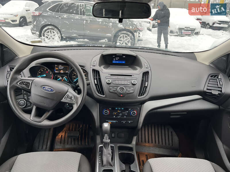 Позашляховик / Кросовер Ford Escape 2017 в Львові