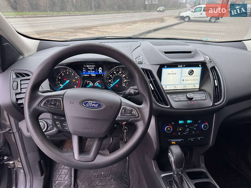 Внедорожник / Кроссовер Ford Escape 2018 в Хмельницком
