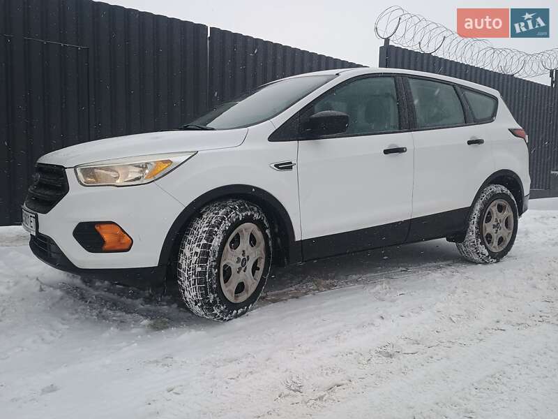 Позашляховик / Кросовер Ford Escape 2016 в Чернігові фото 4 Позашляховик / Кросовер Ford Escape 2016 в Чернігові