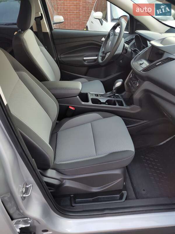 Внедорожник / Кроссовер Ford Escape 2018 в Одессе