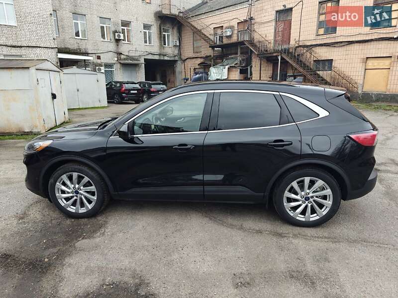 Позашляховик / Кросовер Ford Escape 2022 в Кременчуці