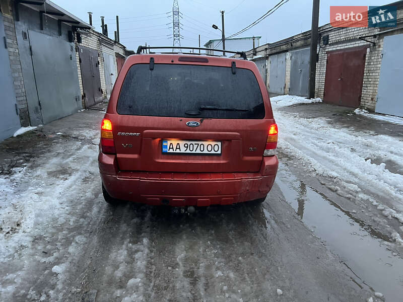 Позашляховик / Кросовер Ford Escape 2006 в Сумах