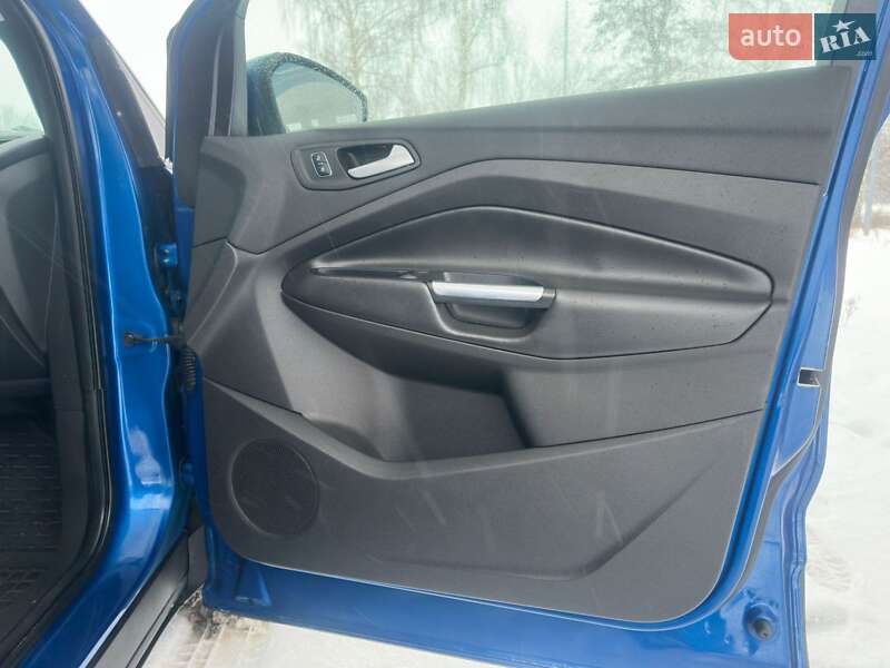 Позашляховик / Кросовер Ford Escape 2017 в Конотопі фото 35 Позашляховик / Кросовер Ford Escape 2017 в Конотопі