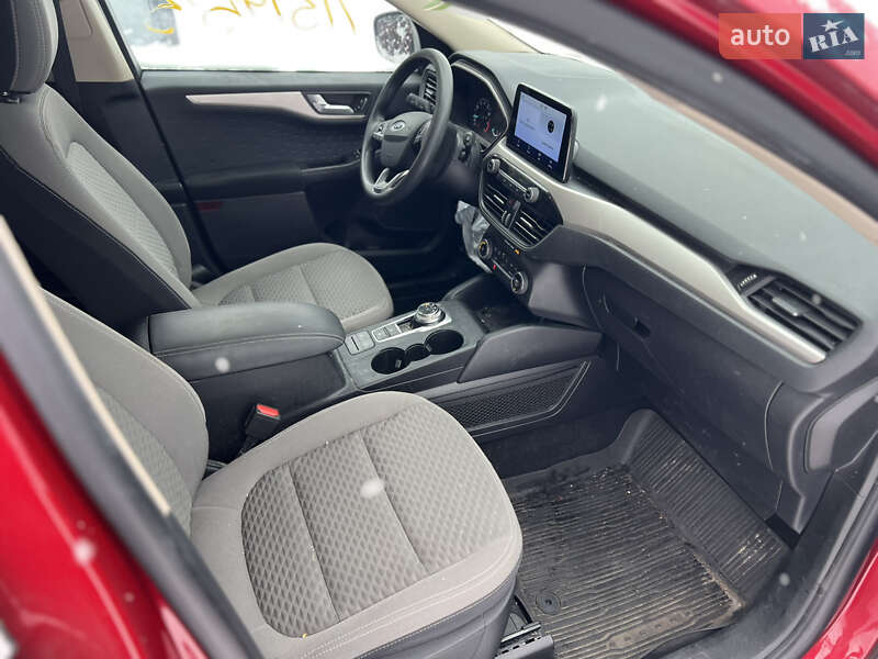 Внедорожник / Кроссовер Ford Escape 2020 в Львове