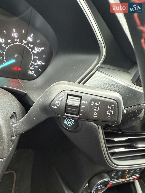 Позашляховик / Кросовер Ford Escape 2021 в Сумах