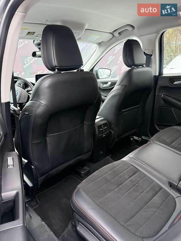 Позашляховик / Кросовер Ford Escape 2021 в Сумах