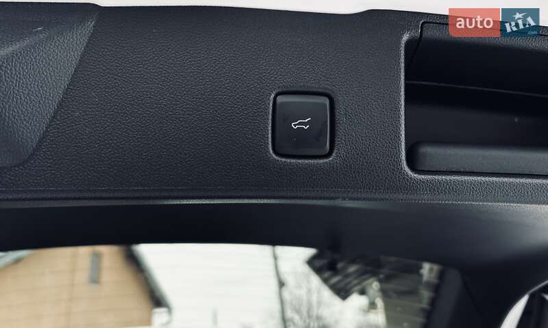 Внедорожник / Кроссовер Ford Escape 2024 в Ивано-Франковске