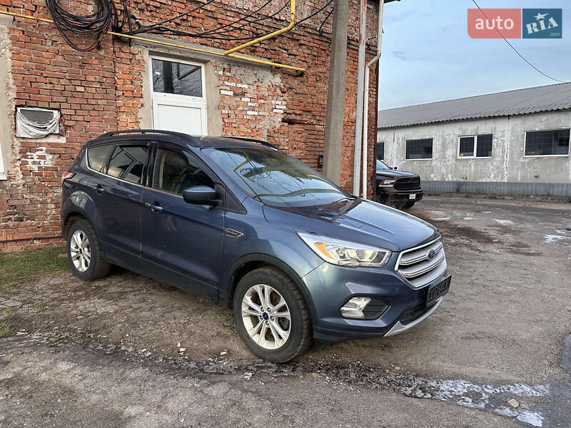 Внедорожник / Кроссовер Ford Escape 2018 в Полтаве фото 5 Внедорожник / Кроссовер Ford Escape 2018 в Полтаве