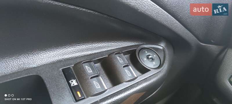 Позашляховик / Кросовер Ford Escape 2014 в Коломиї