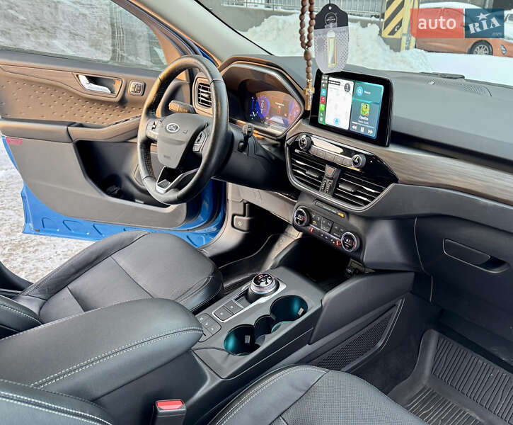 Внедорожник / Кроссовер Ford Escape 2019 в Киеве